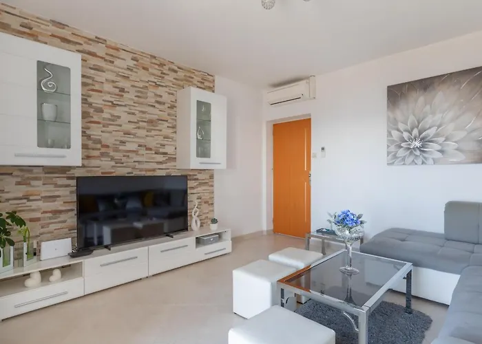 公寓 Blazevic 米利尼